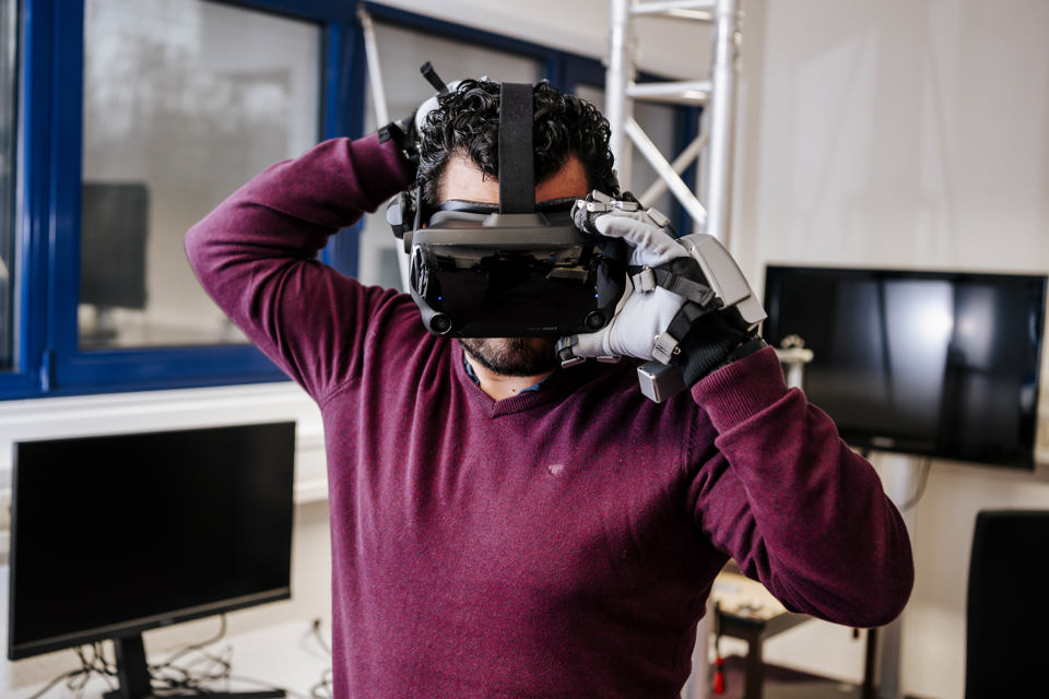 Virtual Reality EDM Online Shoppen