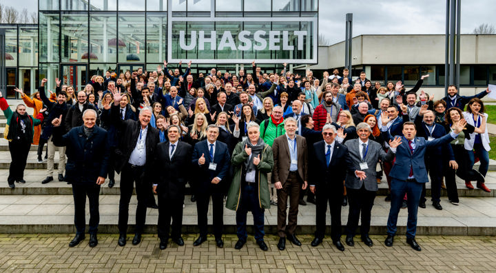 EURECA PRO Groepsfoto Vrolijk
