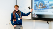 24 12 13 Onderwijsdag 011